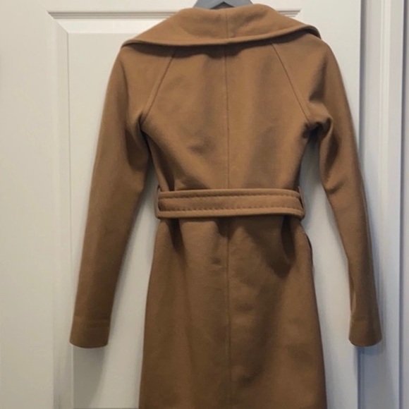 Used Wilfred camel coat - wear and tear noted - Picture 3 of 6